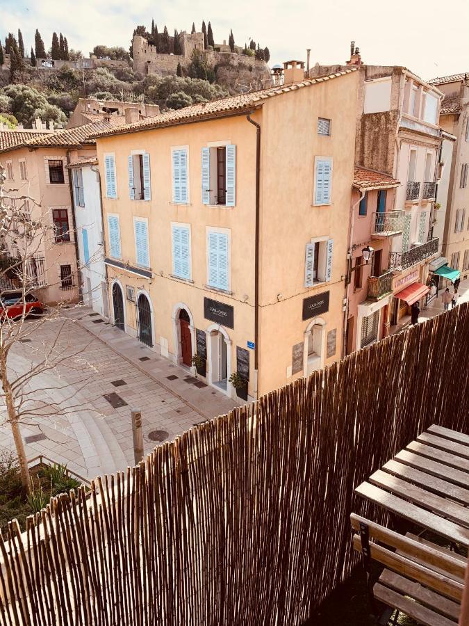 Au Coeur Du Village Joli Studio 卡西斯 外观 照片